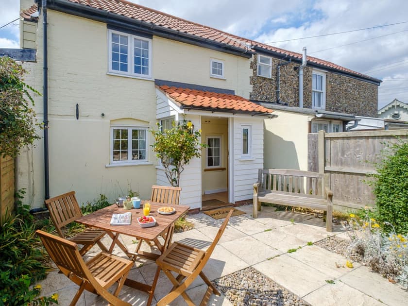 Exterior | Crown Cottage, Knodishall, near Aldeburgh