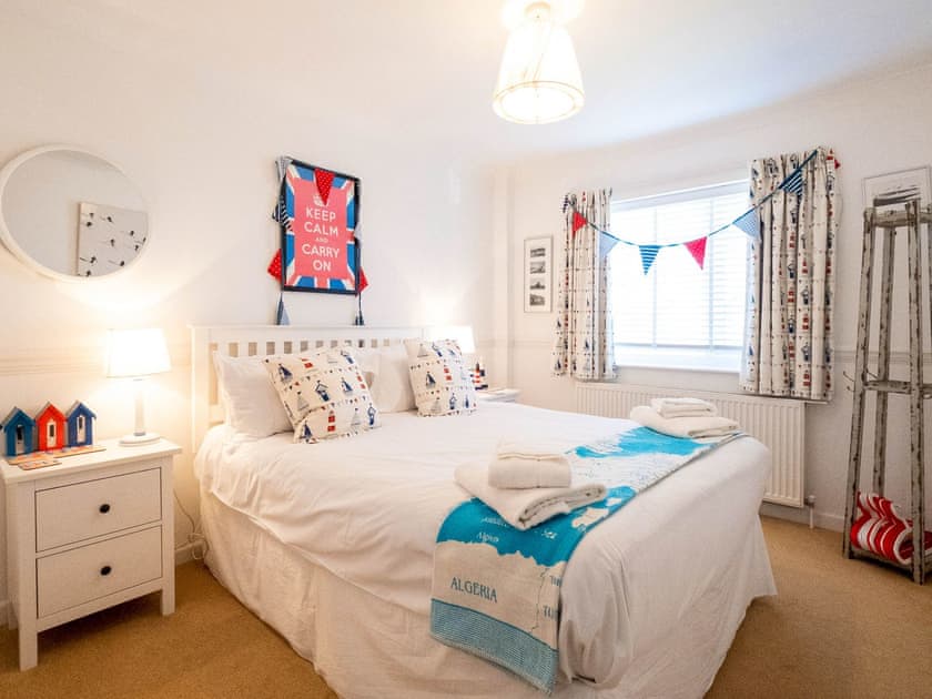 Double bedroom | Saxmundham House, Aldeburgh