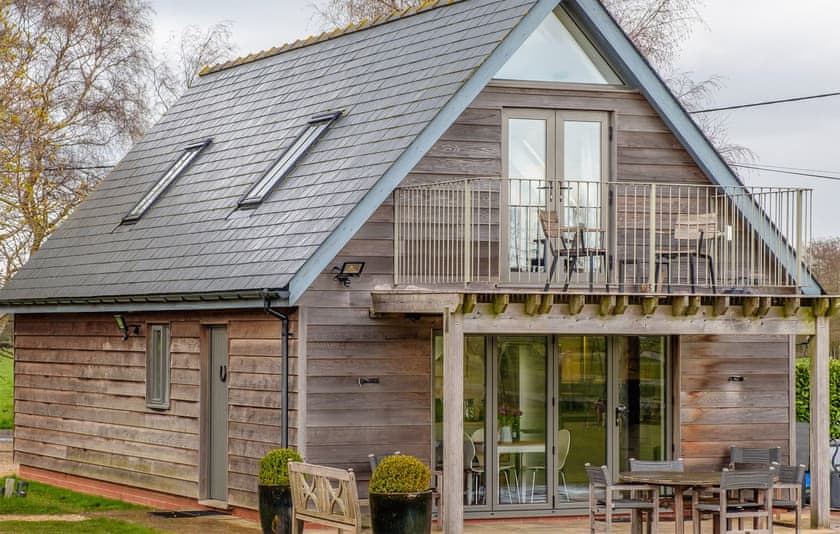 Exterior | White Cottage Apartment, Iken
