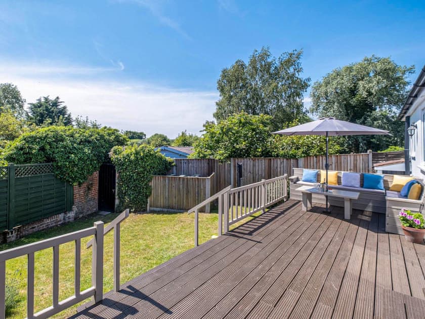 Sitting-out-area | Laurel Cottage, Blyford, near Halesworth