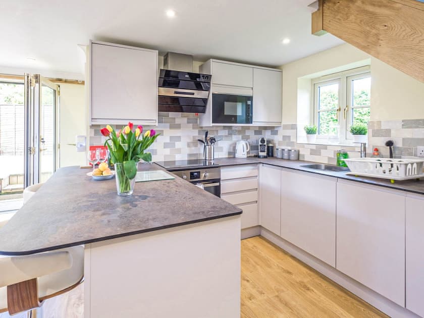Kitchen | Foxes Lodge, Aldringham
