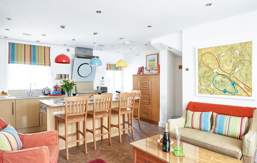 Open plan living space | Aldeburgh Townhouse, Aldeburgh