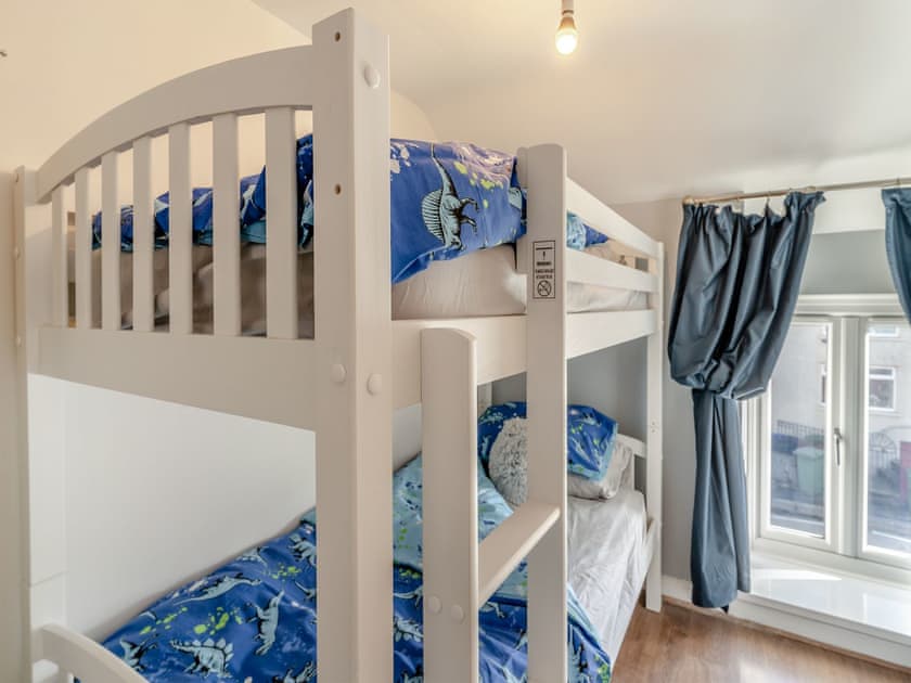 Bunk bedroom | Dare Valley Cottage, Aberdare