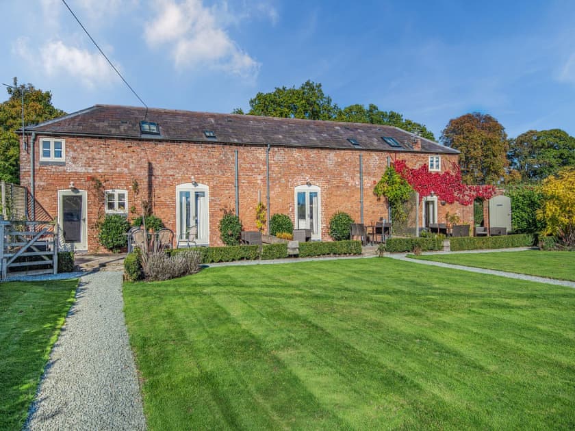 Exterior | Willington Lodge, Horsemans Green