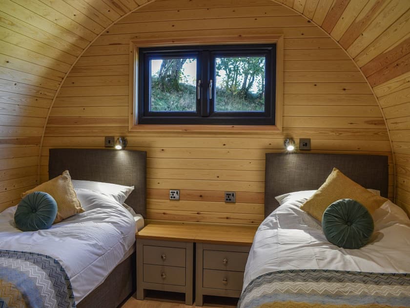 Twin bedroom | Glampio Trysor  - Glampio Trysor Derwen - Glampio Trysor, Corwen, near Bala