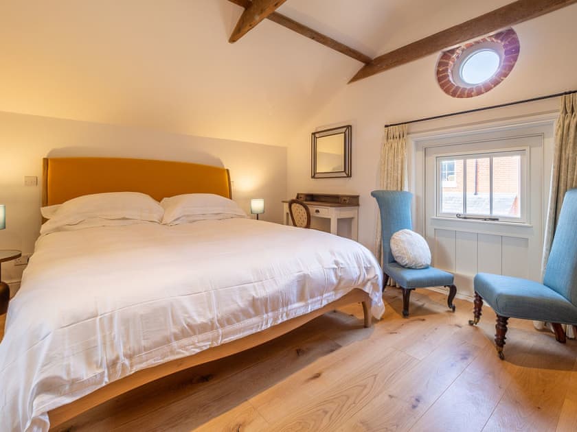 Double bedroom | Holt Coach House, Edwardstone