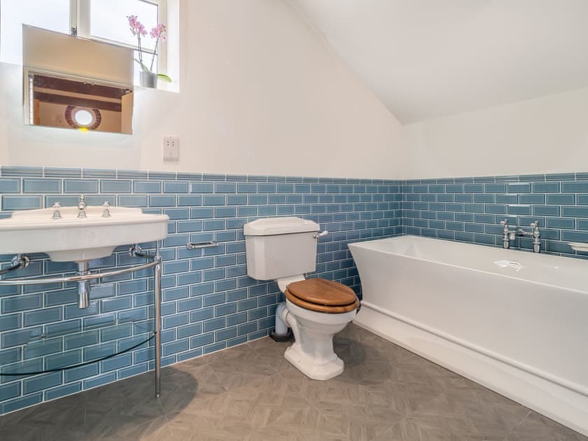 En-suite | Holt Coach House, Edwardstone