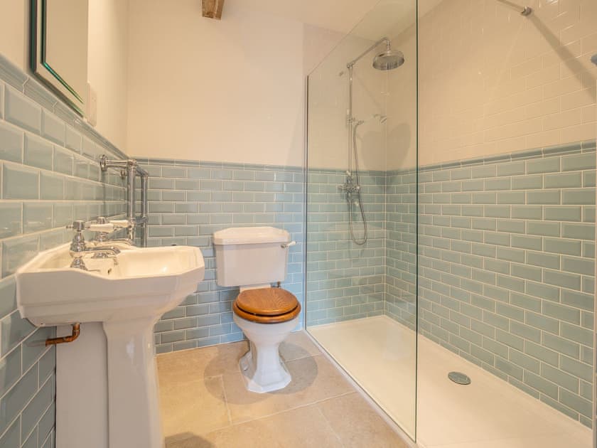 Shower room | Holt Coach House, Edwardstone