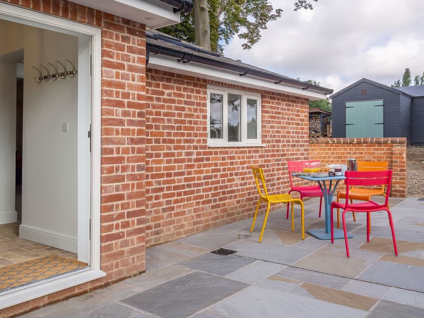 Outdoor area | Holt Coach House, Edwardstone