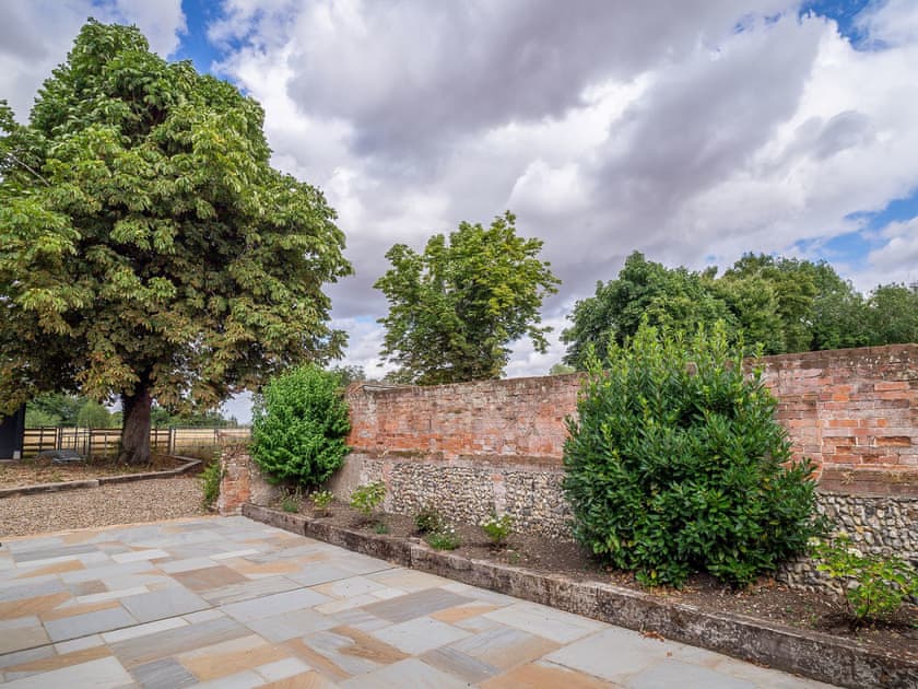 Patio | Holt Coach House, Edwardstone