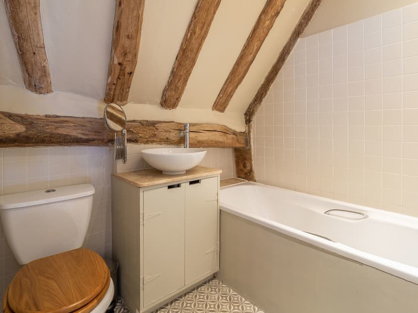 Bathroom | Deepwell Hayloft, Buxhall