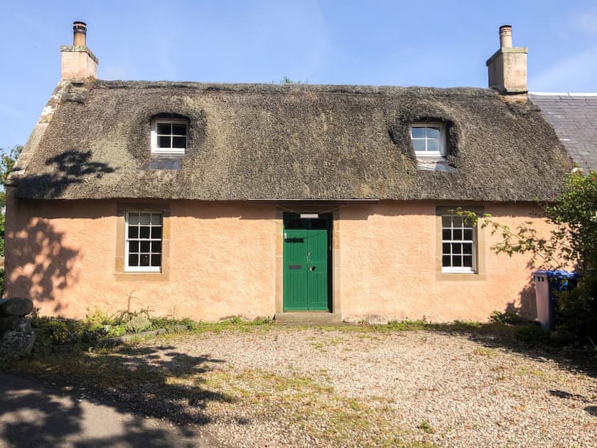 Exterior | The Thatched Cottage, Ladybank, near St Andrews and Collessie