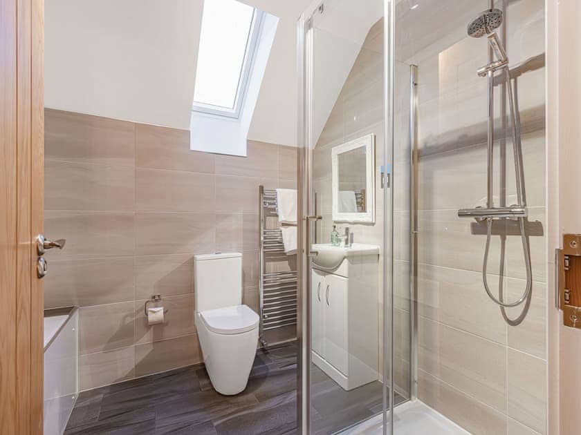 Shower room | Gartclach - Gartclach Farm, Gartmore, near Stirling