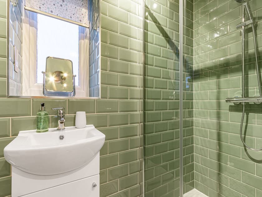 Shower room | Gartclach - Gartclach Farm, Gartmore, near Stirling