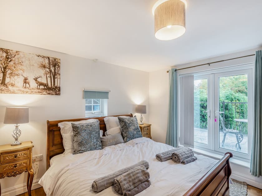 Master bedroom | Nurseries Cottage, Mumby