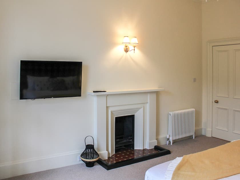 Double bedroom | Lochieheads House, Auchtermuchty, near St Andrews