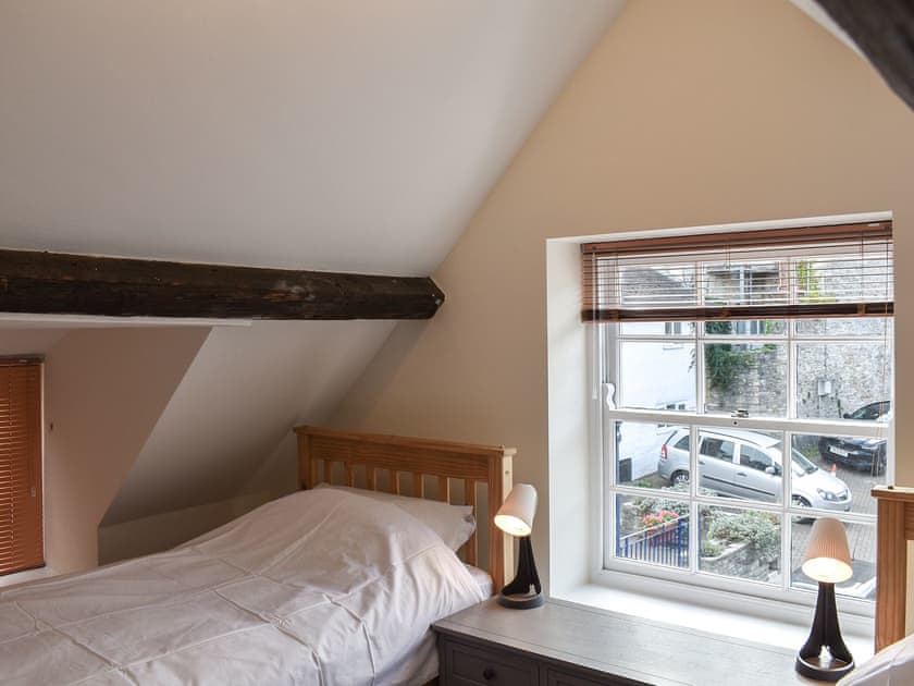Twin bedroom | The Sloop, Swanage