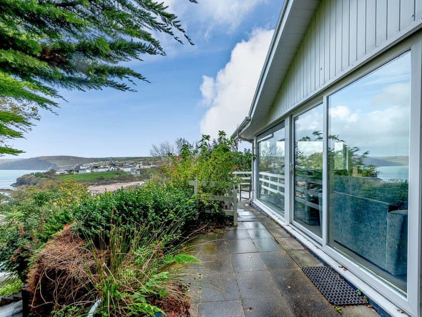 Outdoor area | Five Bays View, Aberporth