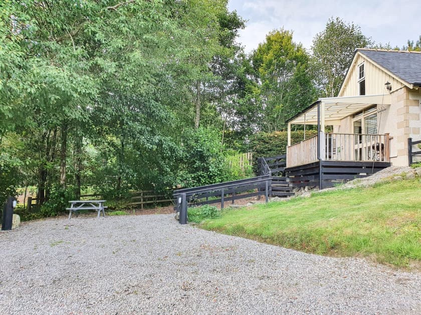 Parking | River Cottage - Milton, Drumnadrochit, near Inverness