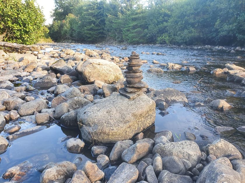 Garden and grounds | River Cottage - Milton, Drumnadrochit, near Inverness