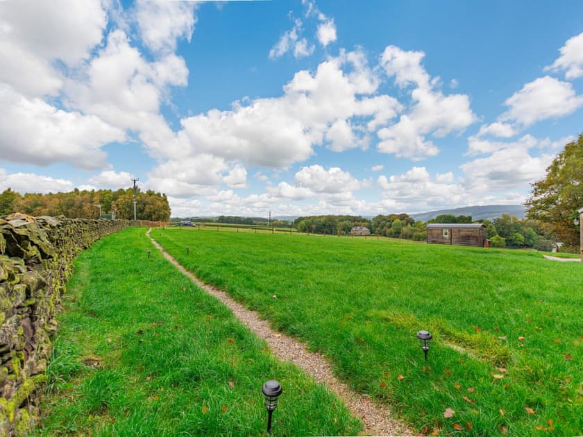 Surrounding area | The Dalesbred Hut - Hollow Hill Huts, Rathmell, near Settle