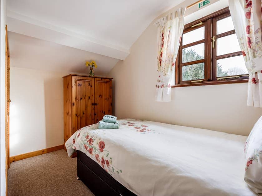 Single bedroom | Purbeck View - Holly Hedge Farm, Holly Hedge Farm
