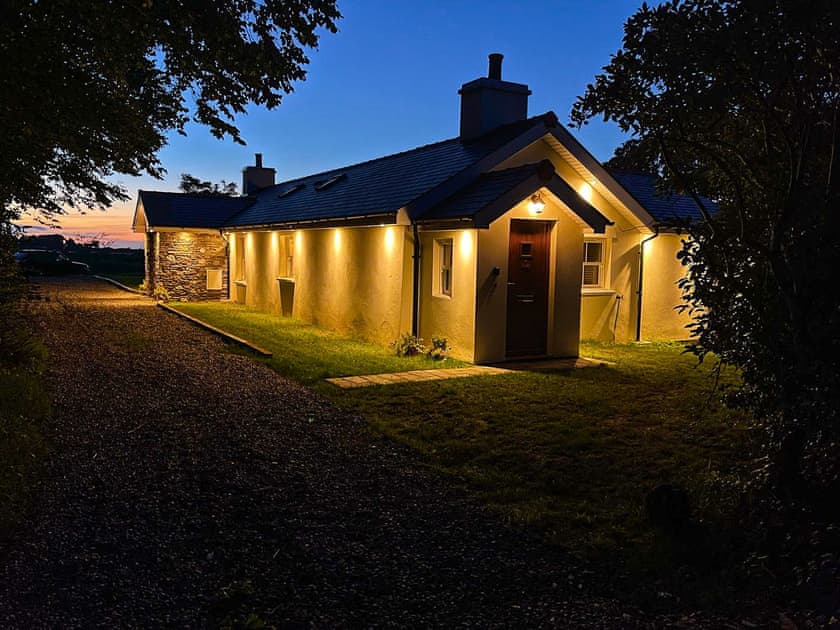 Exterior | Dragonfly Cottage - Ballavolley Cottages, Ballaugh