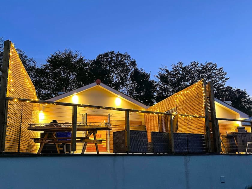 Outdoor area | Dragonfly Cottage - Ballavolley Cottages, Ballaugh
