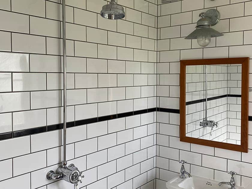 Bathroom | Southfield Art Studio, Braunston, near Daventry