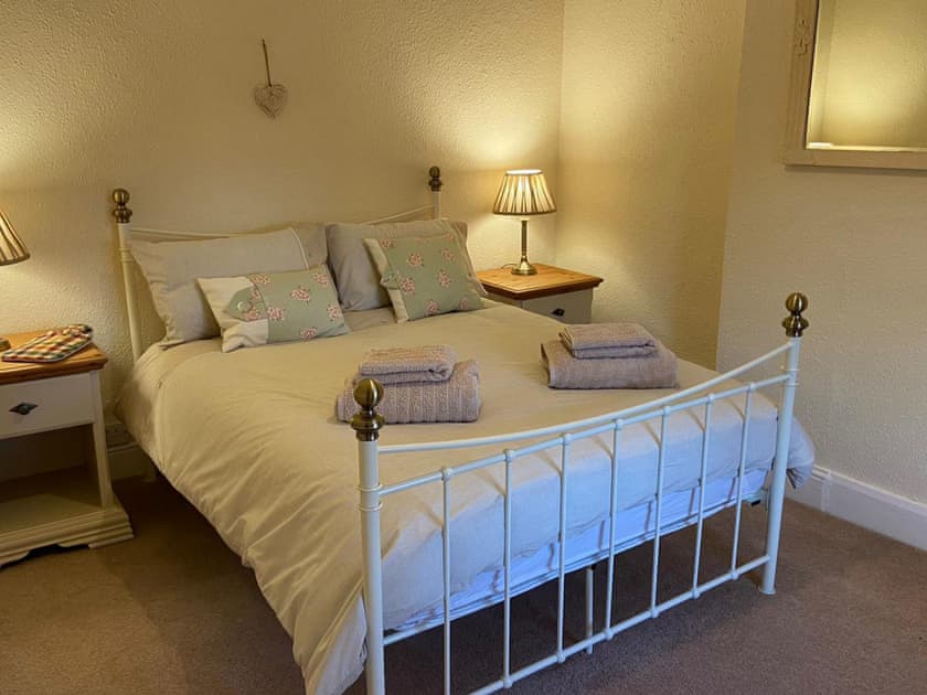 Double bedroom | Hoarstone Cottage, Presteigne
