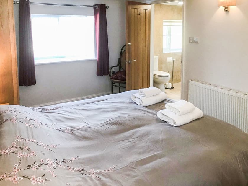 Double bedroom | Heath Farm - Old Mill - Heath Farm , Bradworthy, near Hartland