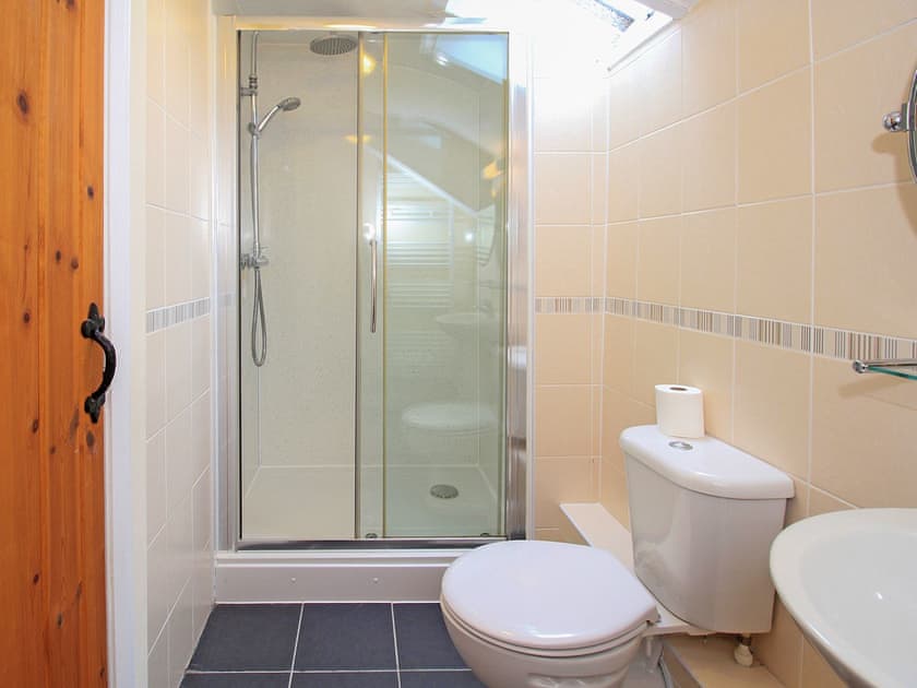 Shower room 1 (1st Floor) | Former Farmhouse, Llanbedr