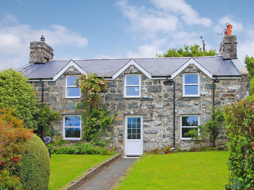 Exterior | Former Farmhouse, Llanbedr