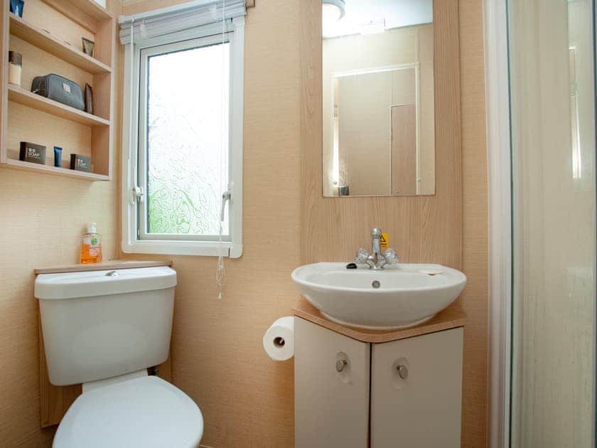 Shower room | Retro Retreat, Paignton