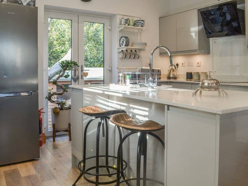 Kitchen area | Primrose Cottage - Cox’s Cottages, Cromer
