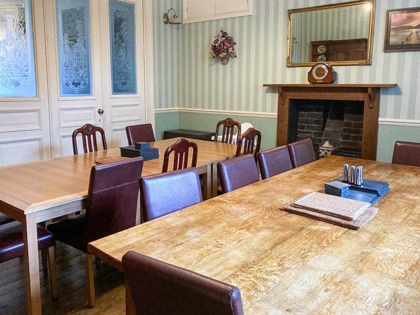 Dining room | Edderton Hall Country House, Welshpool