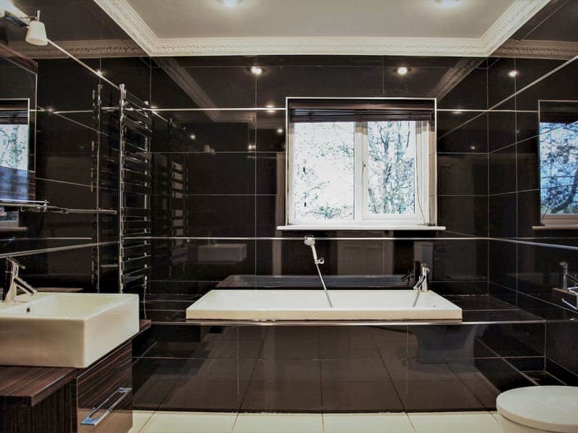 Bathroom | The Farmhouse at Ream Hills, Weeton, near Blackpool