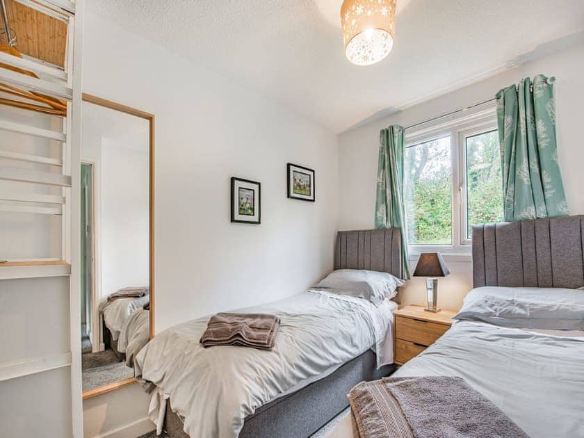 Twin bedroom | Sunnybank - Trewent Park Holidays, Freshwater East, near Pembroke
