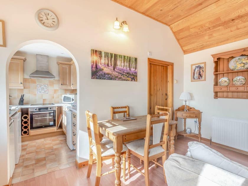 Dining Area | Bluebell Cottage - Poachers Hideaway, Belchford