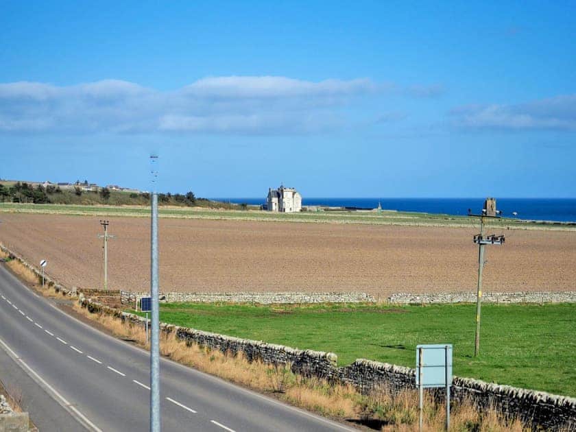 Surrounding area | Valhalla Brae, Keiss, near Wick