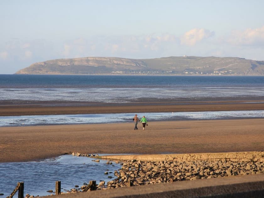 Beach is 10 minute downhill walk | Nant Y Felin, Llanfairfechan, near Conwy