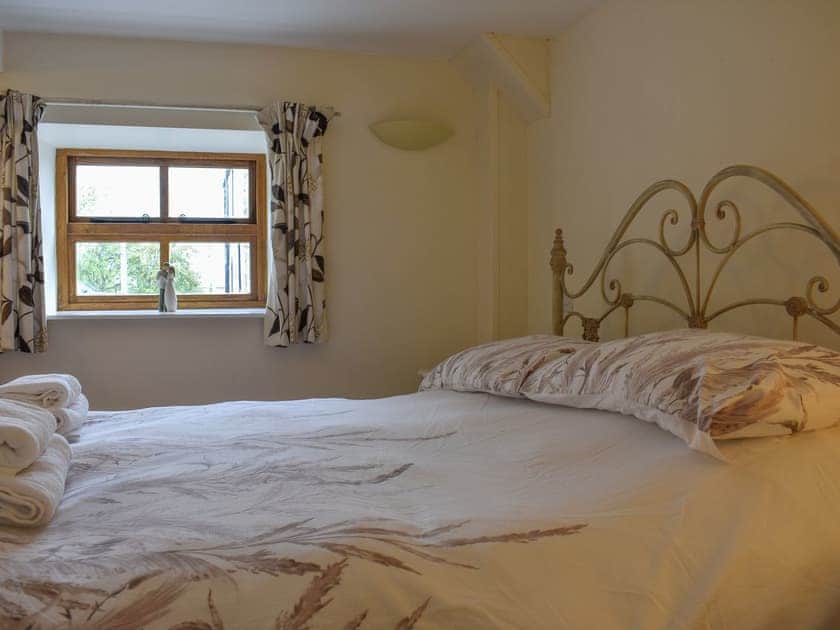 Double bedroom | Old Corner Barn - Greenah Cragg, Matterdale End