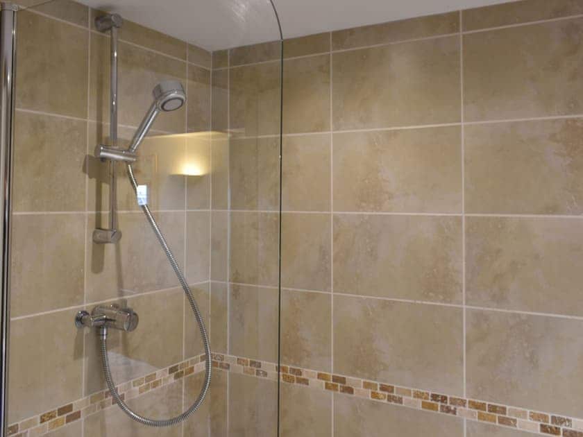 En-suite | Old Corner Barn - Greenah Cragg, Matterdale End