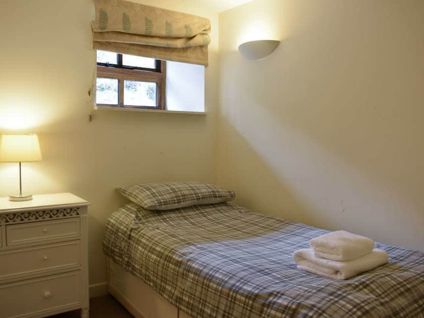 Twin bedroom | Old Corner Barn - Greenah Cragg, Matterdale End