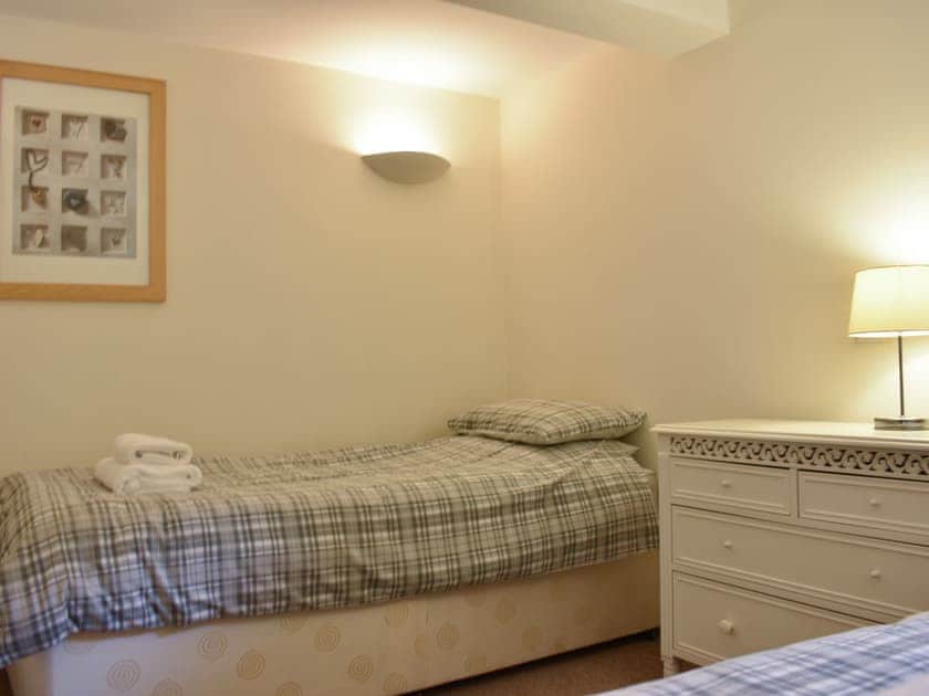 Twin bedroom | Old Corner Barn - Greenah Cragg, Matterdale End