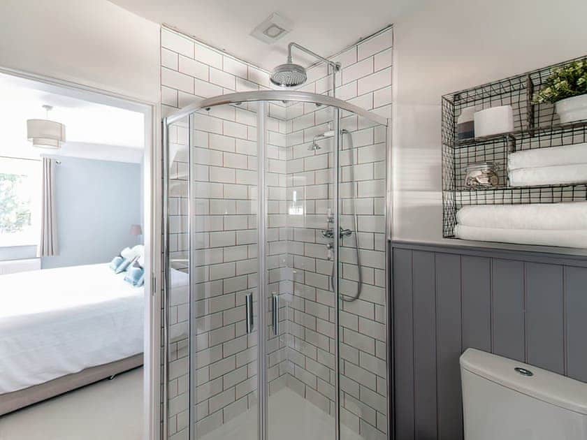 En-suite | Stanton, Menai Bridge