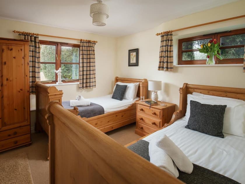 Twin bedroom | Owl - Champernhayes, Wooton Fitzpaine, near Charmouth