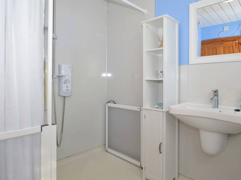 Bathroom | Bay View, Inverneill, near Tarbert