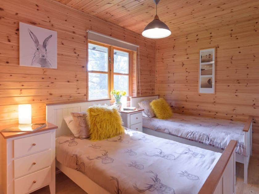 Twin bedroom | Woodend Lodges- Ben Macdui - Woodend Lodges, Glassel, near Banchory