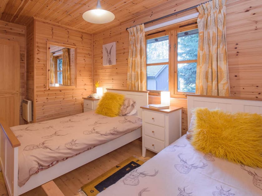 Twin bedroom | Clachnaben - Woodend Lodges, Glassel, near Banchory